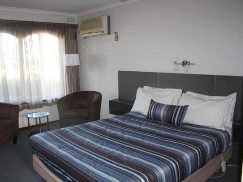 Raglan Motor Inn Warrnambool Eksteriør billede
